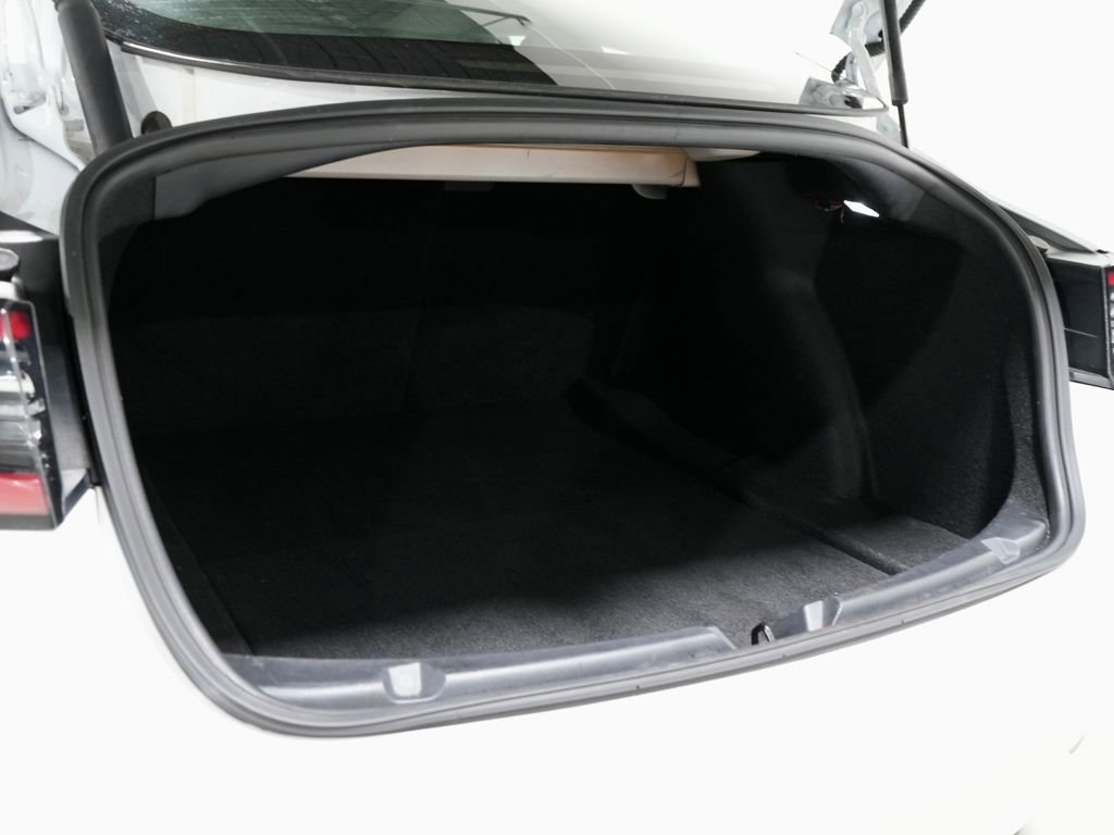 Used 2021 Tesla Model 3 Standard Range Plus image 10