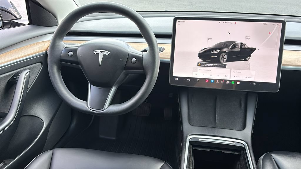 Used 2023 Tesla Model 3 Standard Range RWD image 7