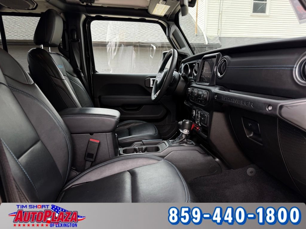 Used 2023 Jeep Wrangler Unlimited Rubicon 4xe w/ Dual Top Group AWD/4WD image 44