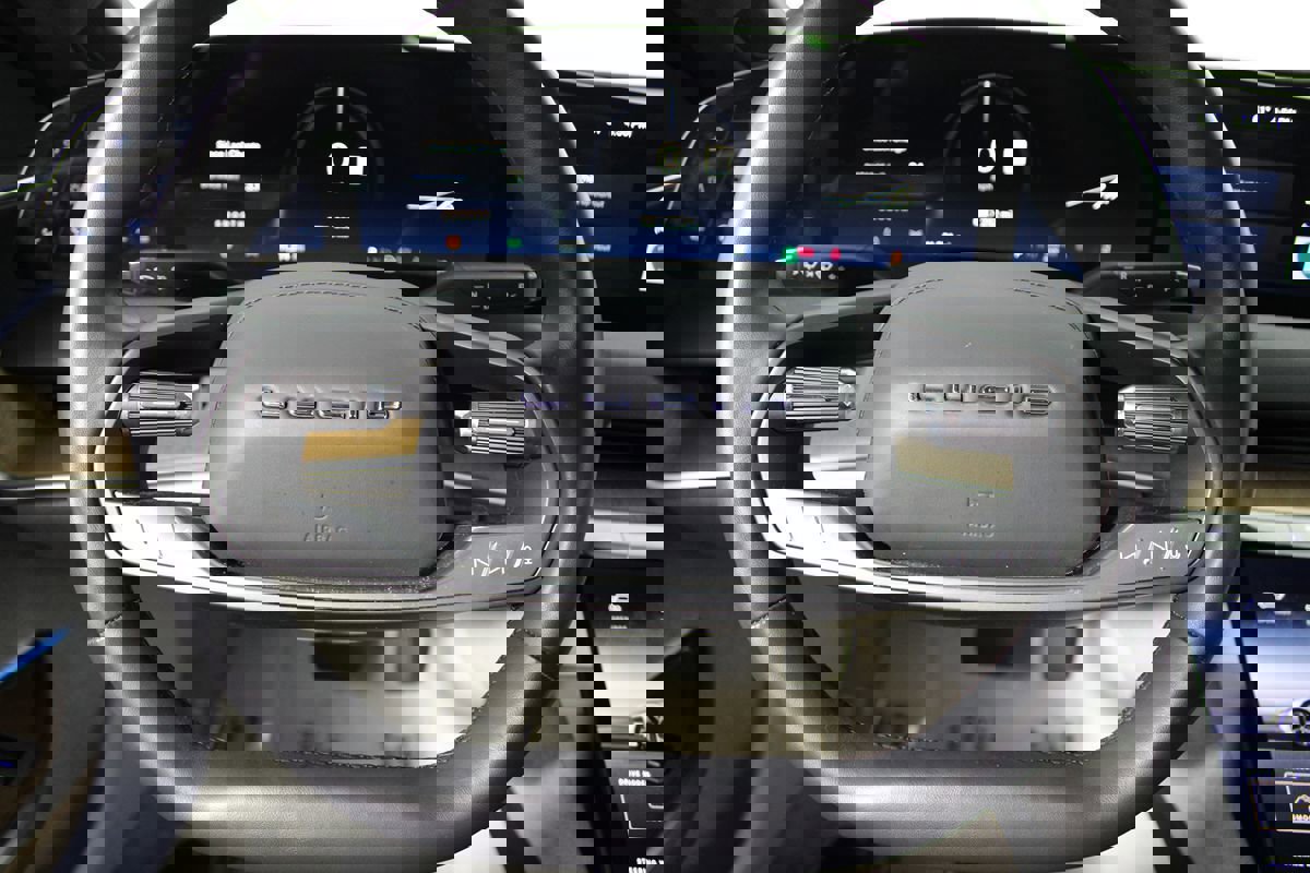 Used 2023 Lucid Air Touring image 13