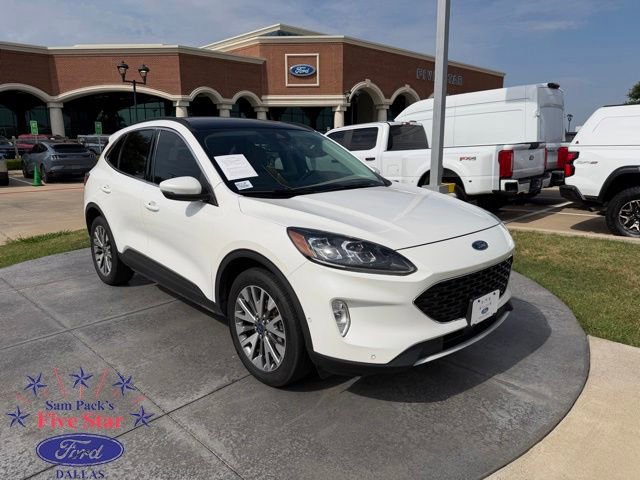 Used 2020 Ford Escape Titanium AWD/4WD image 1