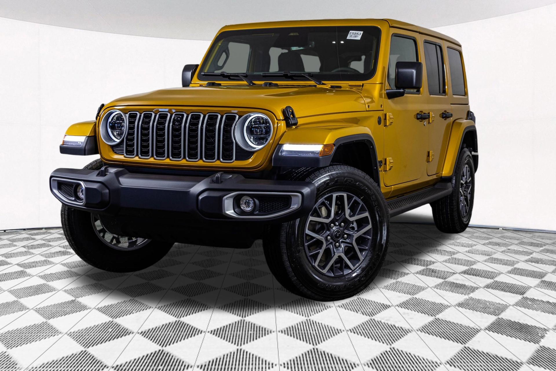 New 2026 Jeep Wrangler Unlimited Sahara AWD/4WD image 2