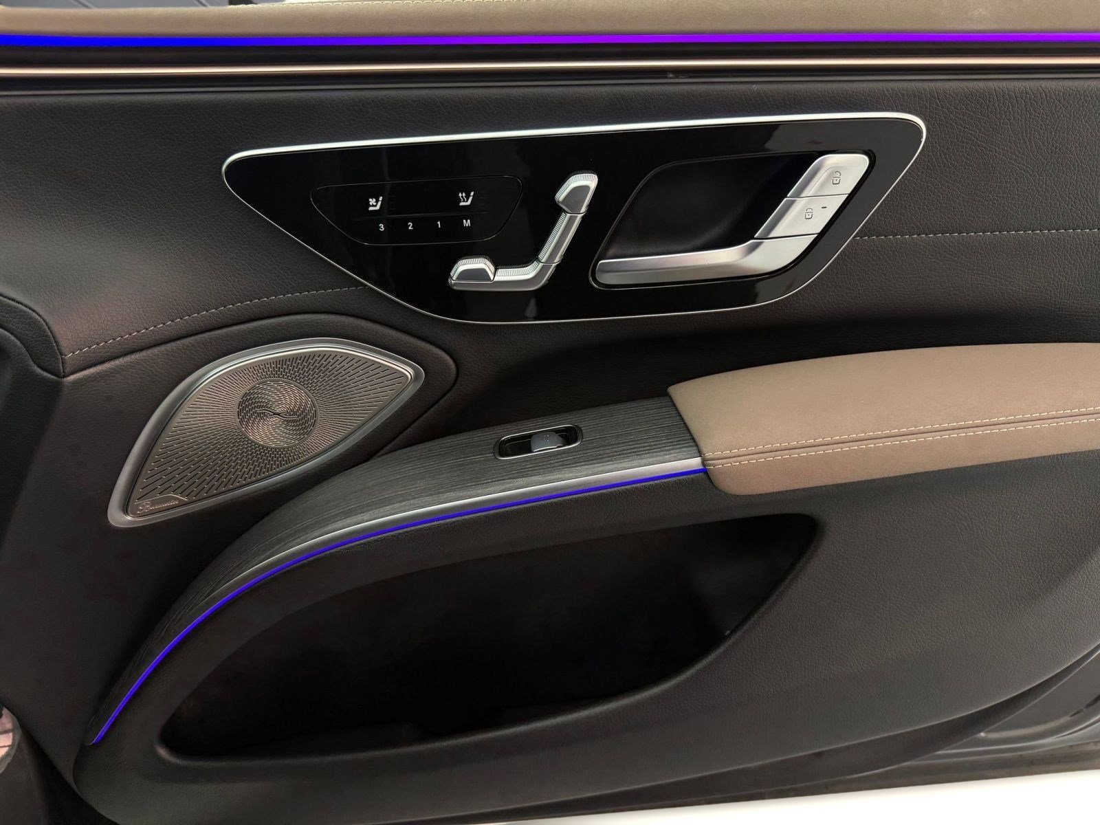 Certified 2023 Mercedes-Benz EQS 580 4MATIC Sedan image 22