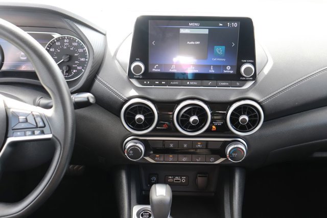 Used 2025 Nissan Sentra SV image 14