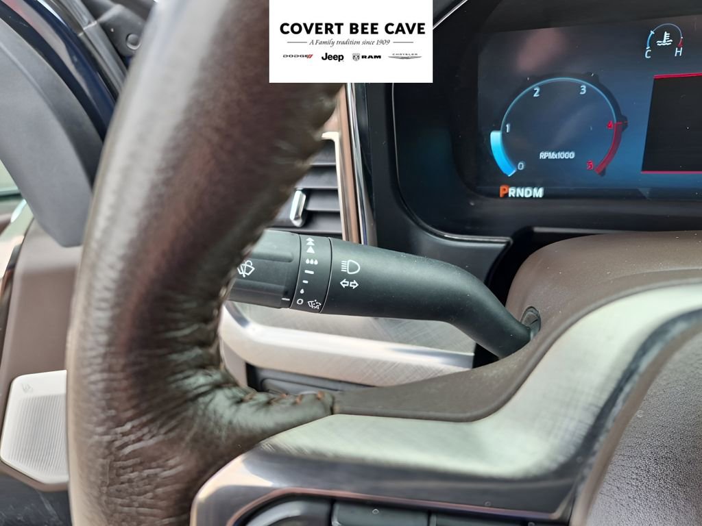 Used 2023 Ford F350 King Ranch w/ Chrome Package image 38