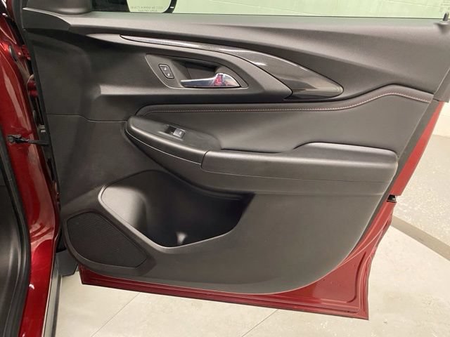 Used 2022 Chevrolet TrailBlazer RS FWD image 25
