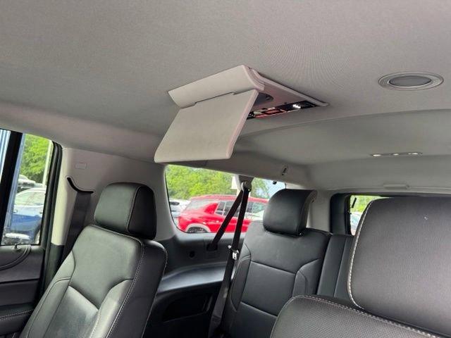 Used 2020 Chevrolet Suburban Premier AWD/4WD image 12