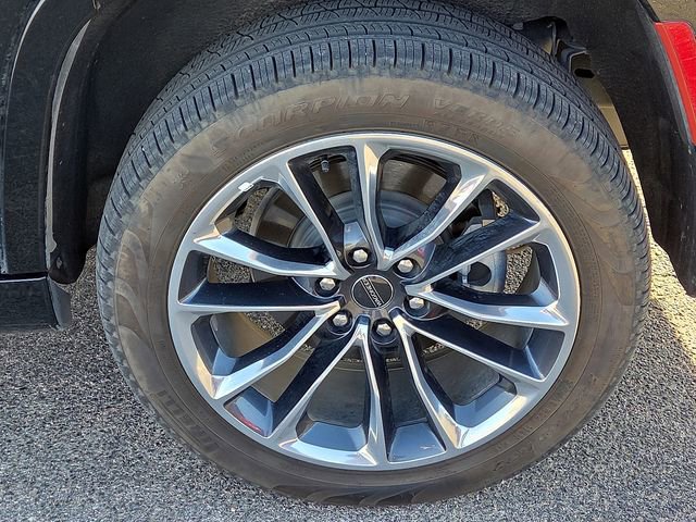 Used 2024 Jeep Wagoneer Series III w/ Premium Group I image 8