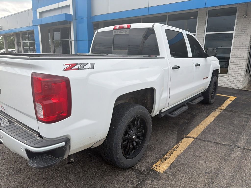 Used 2018 Chevrolet Silverado 1500 LTZ Z71 w/ Redline Edition image 5