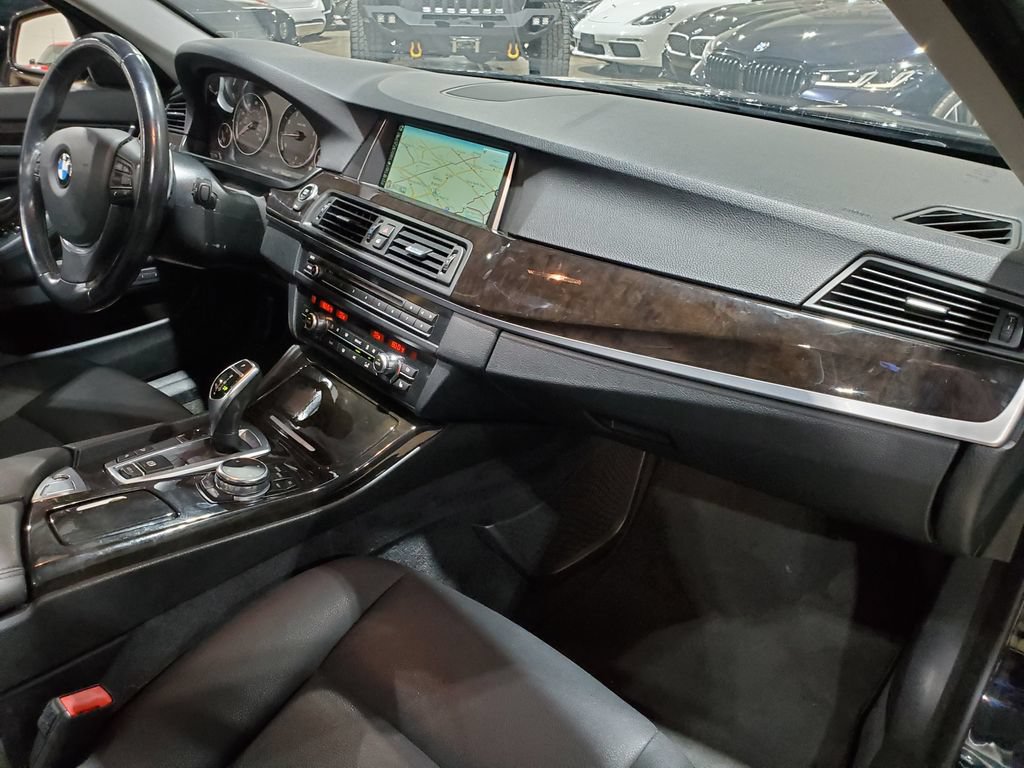 Used 2016 BMW 528i xDrive Sedan AWD/4WD image 15