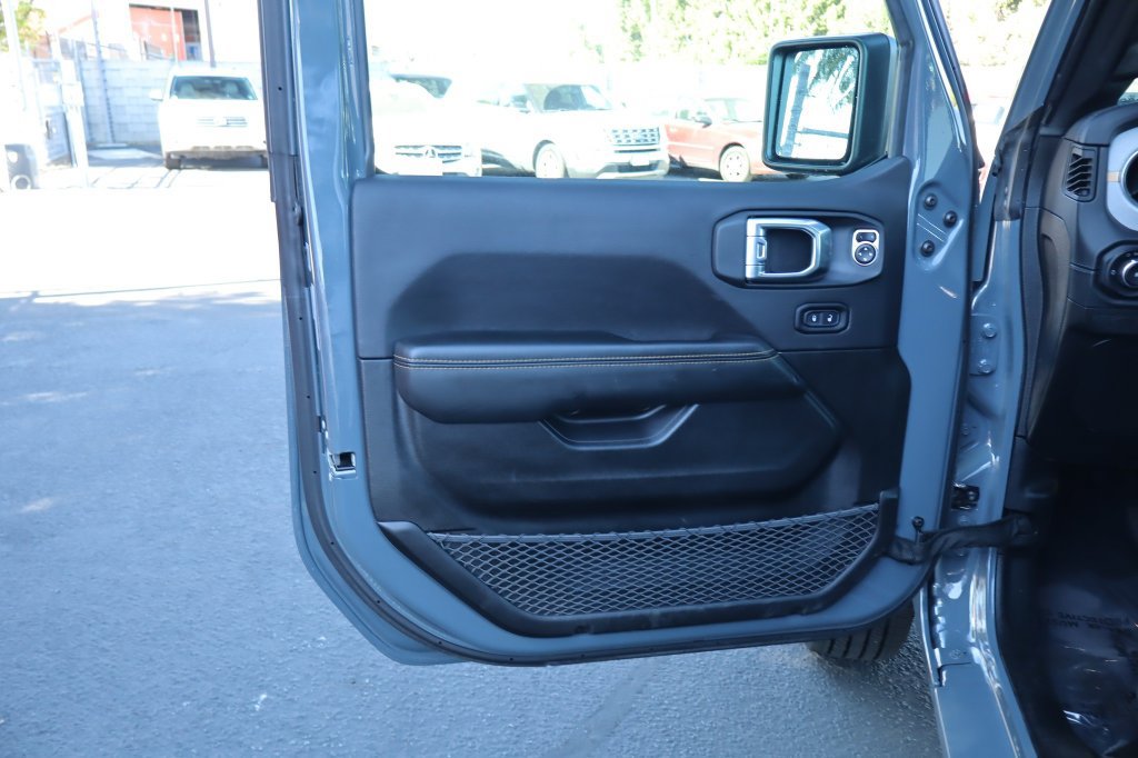 Certified 2026 Jeep Wrangler Unlimited Sahara AWD/4WD image 18