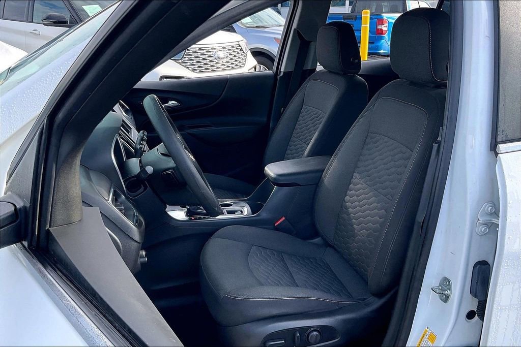 Used 2021 Chevrolet Equinox LT image 22