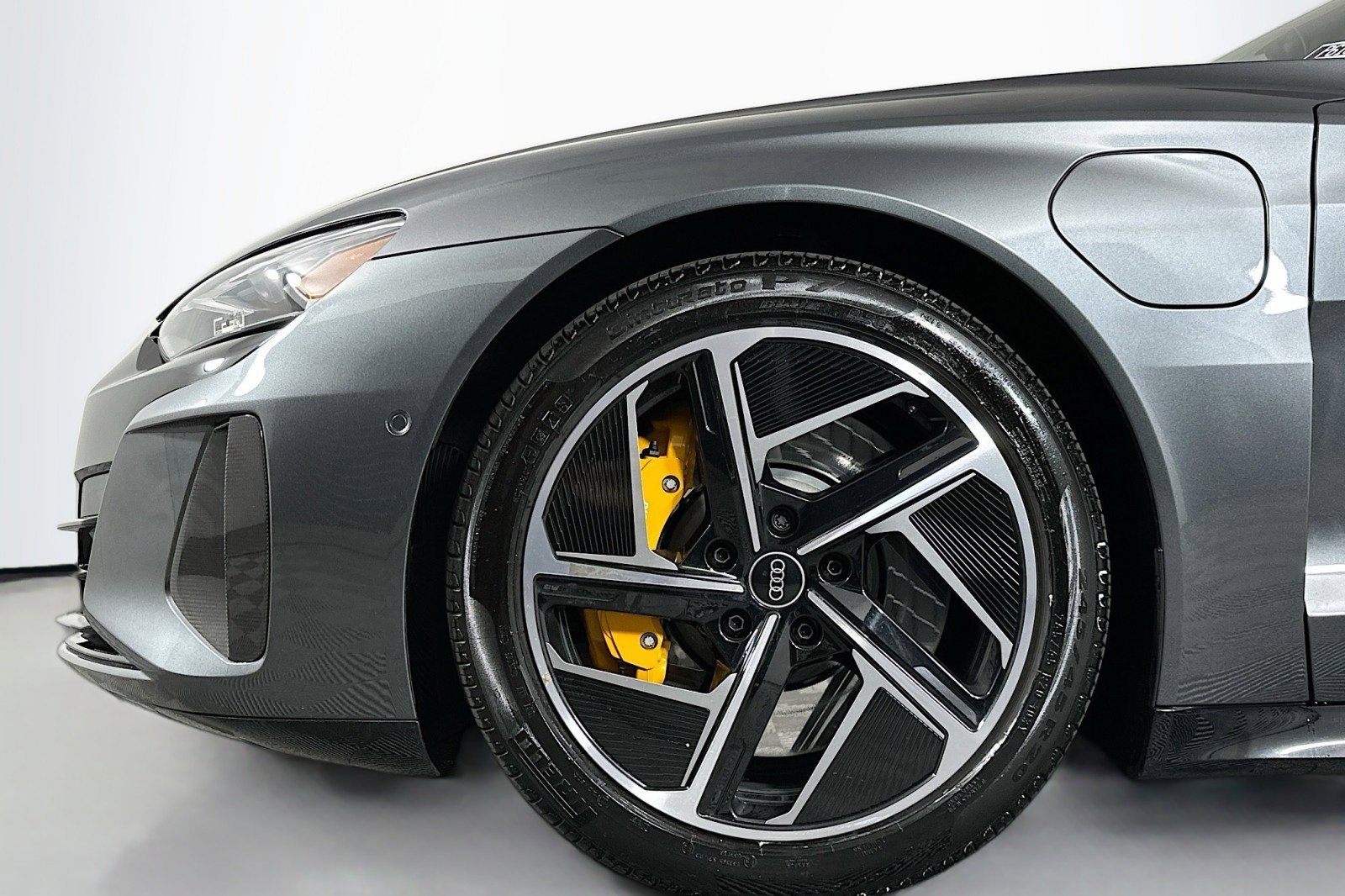 Used 2023 Audi RS e-tron GT AWD/4WD image 12