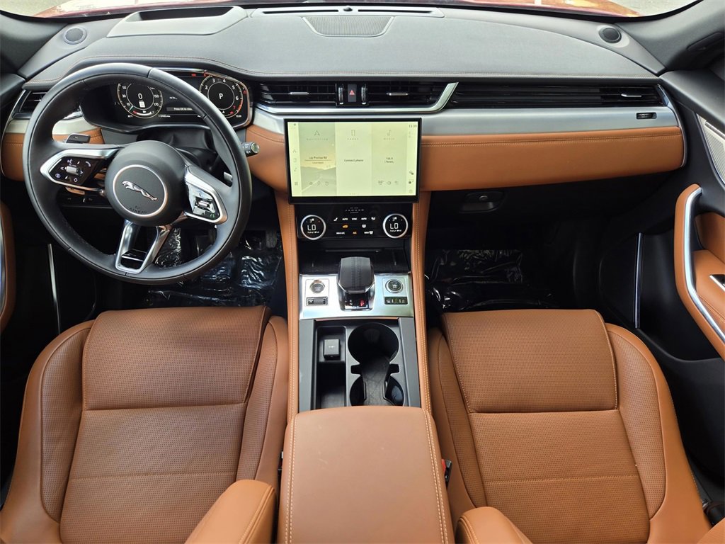 Used 2025 Jaguar F-PACE R-Dynamic S image 11