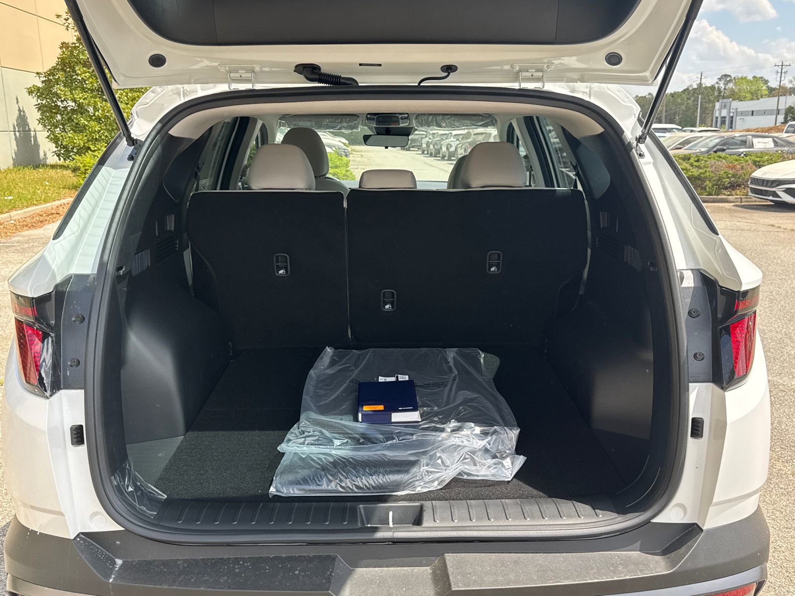 New 2026 Hyundai Tucson SE FWD image 19