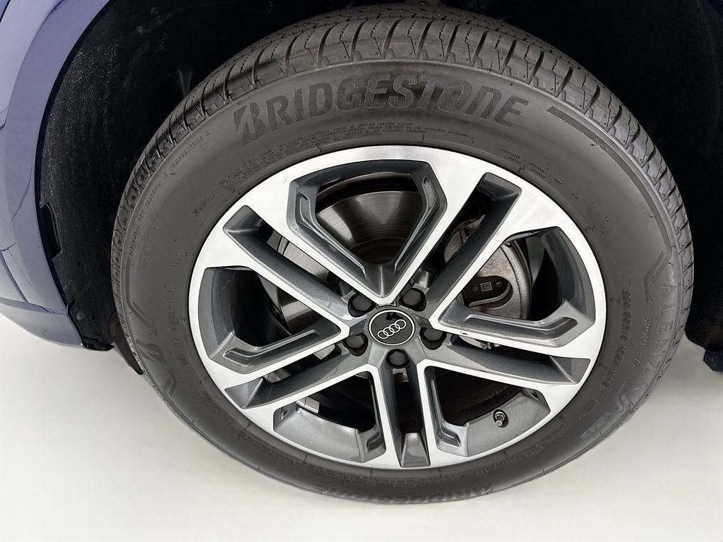 Certified 2025 Audi Q5 Premium Plus w/ Premium Plus AWD/4WD image 29