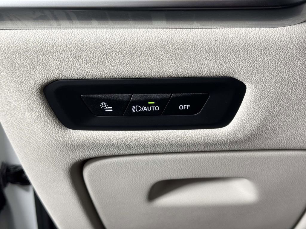 Used 2026 BMW X5 xDrive40i image 19