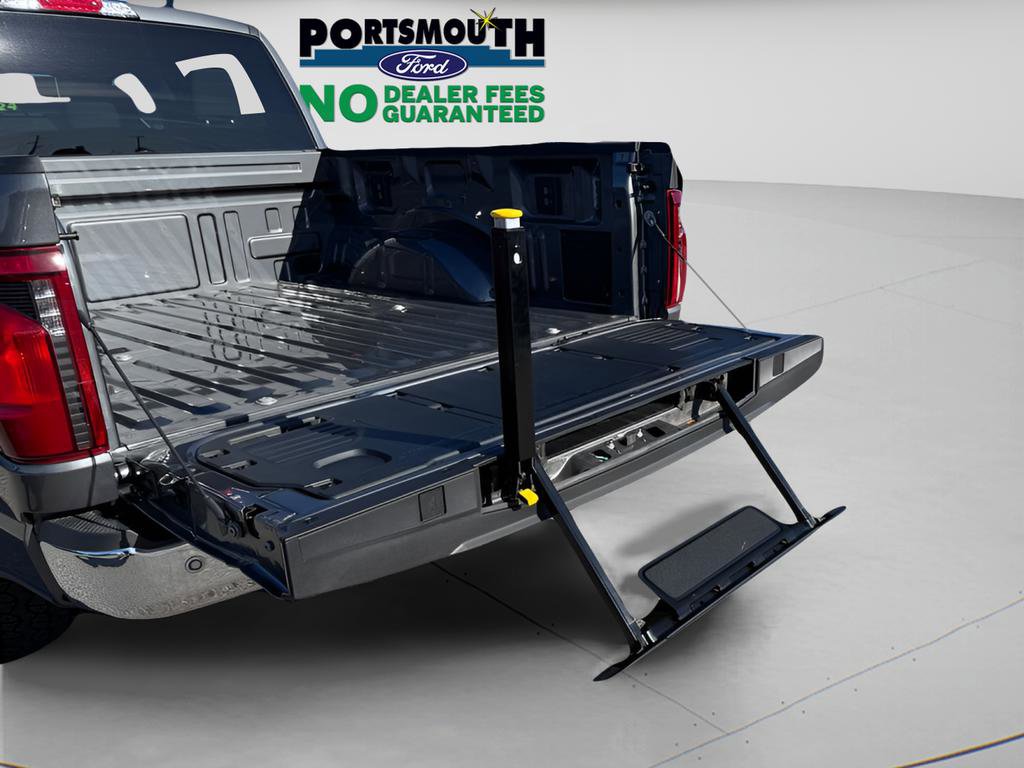Used 2025 Ford F150 XLT w/ Equipment Group 301A Standard AWD/4WD image 16