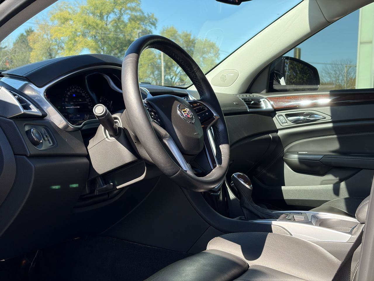 Used 2013 Cadillac SRX Performance AWD/4WD image 17