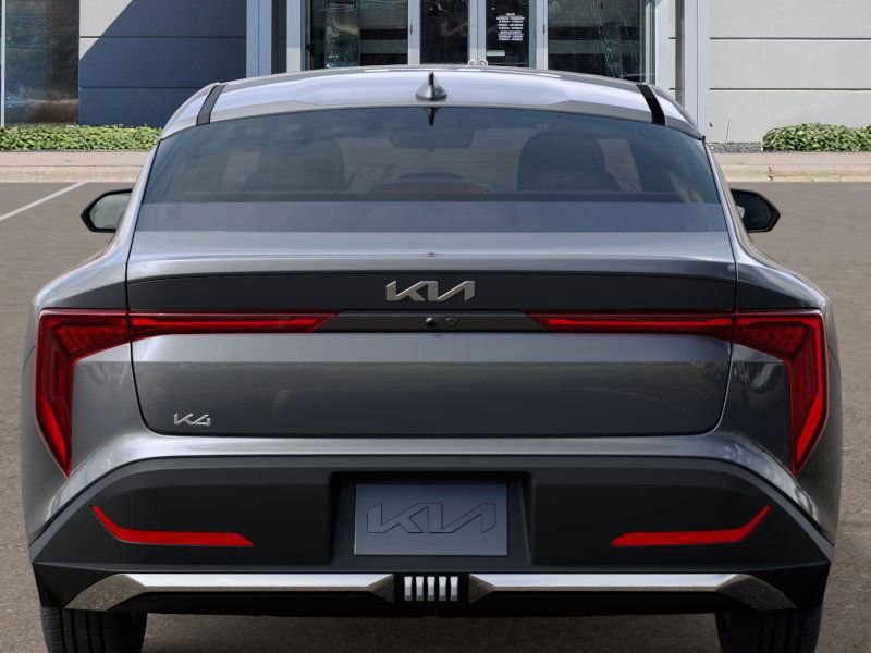 New 2025 Kia K4 LXS image 16