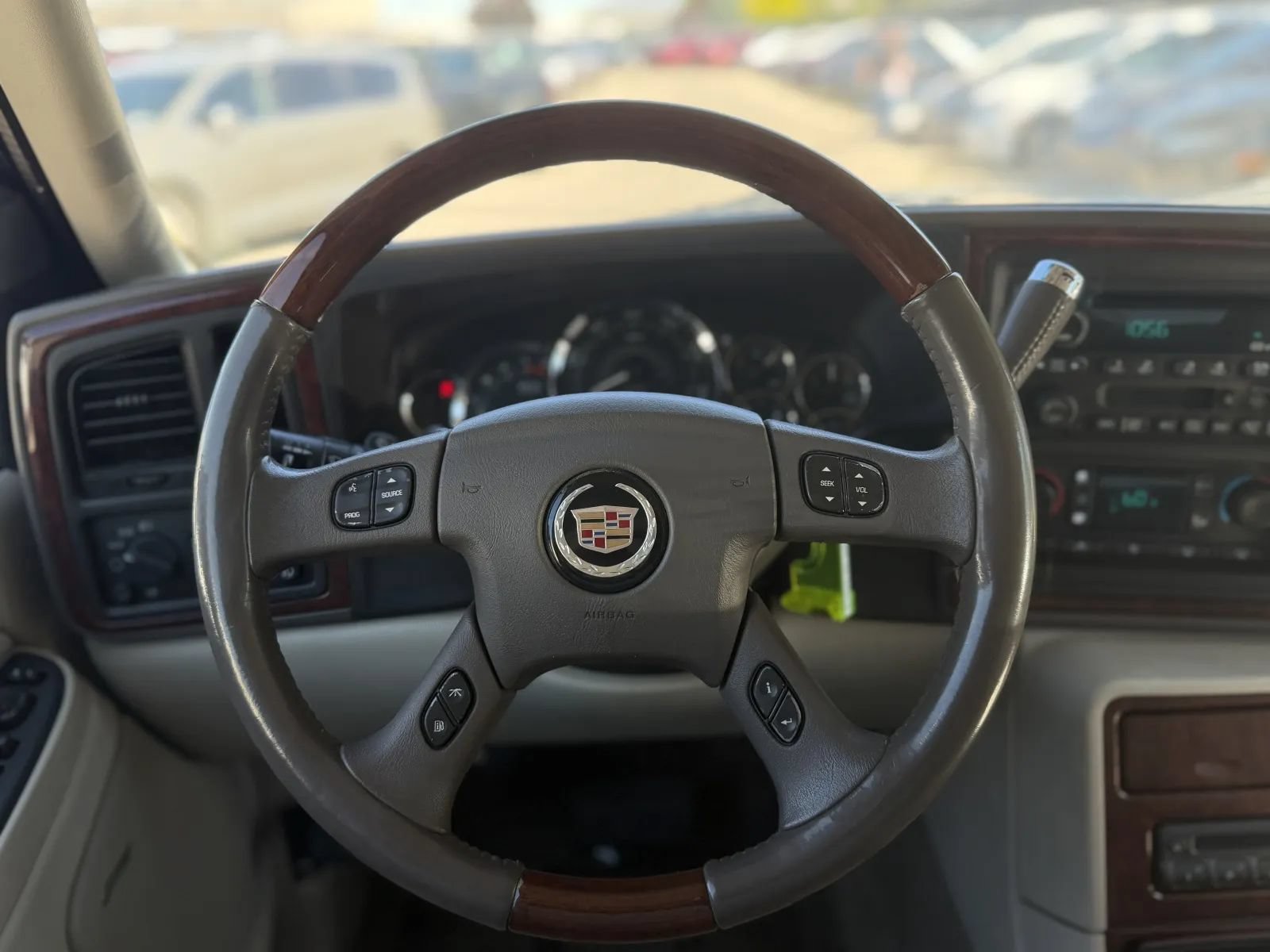 Used 2005 Cadillac Escalade AWD image 22