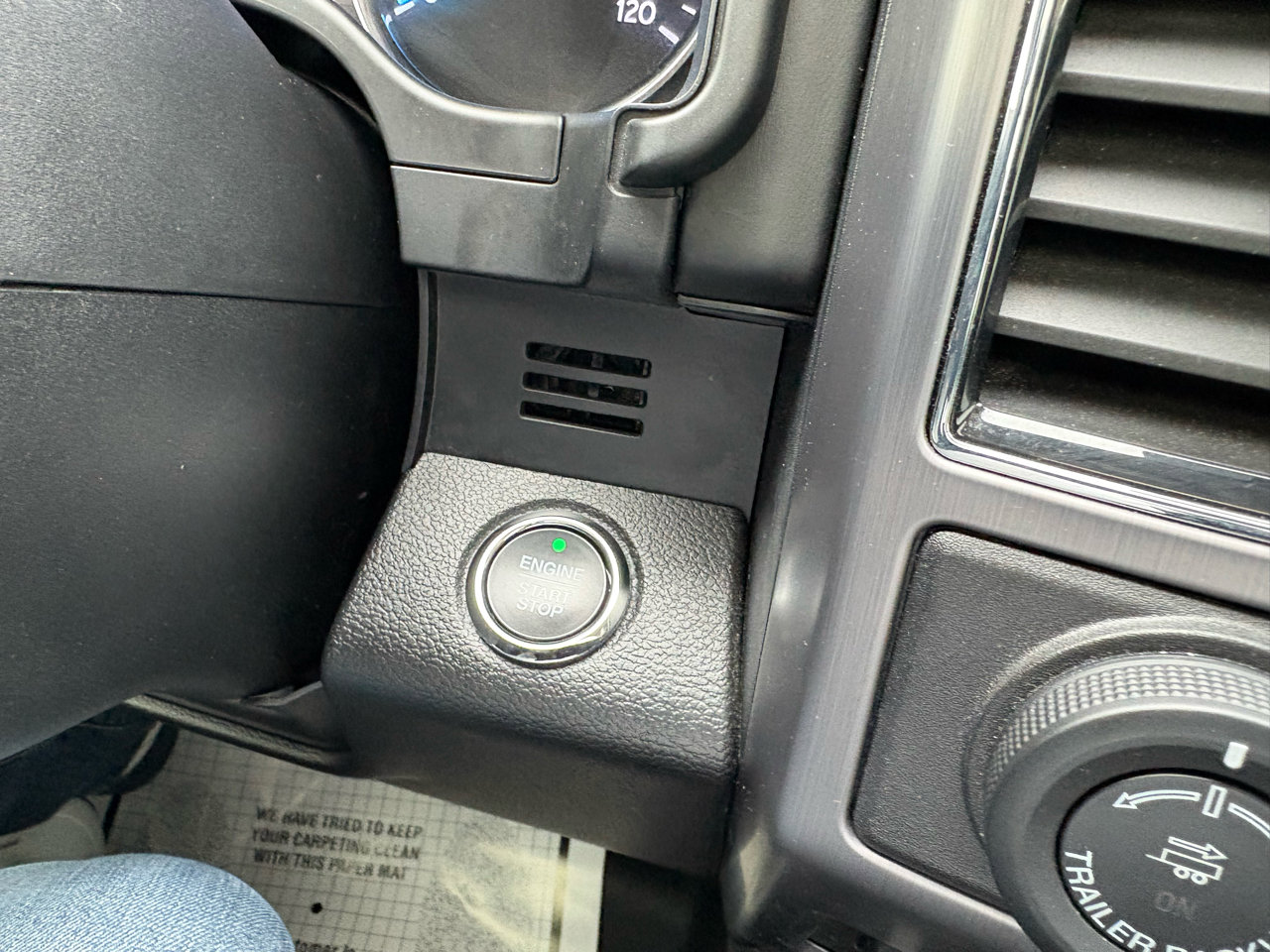 Certified 2020 Ford Expedition Platinum image 35