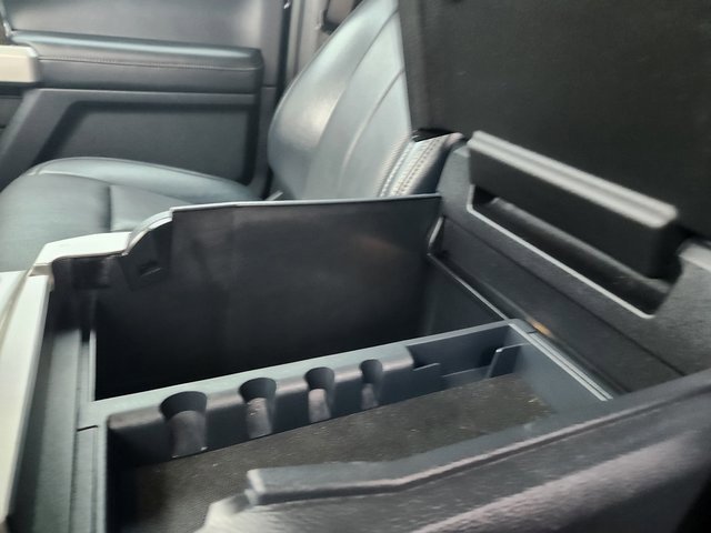 Used 2022 Ford F350 Lariat w/ Black Appearance Package image 23