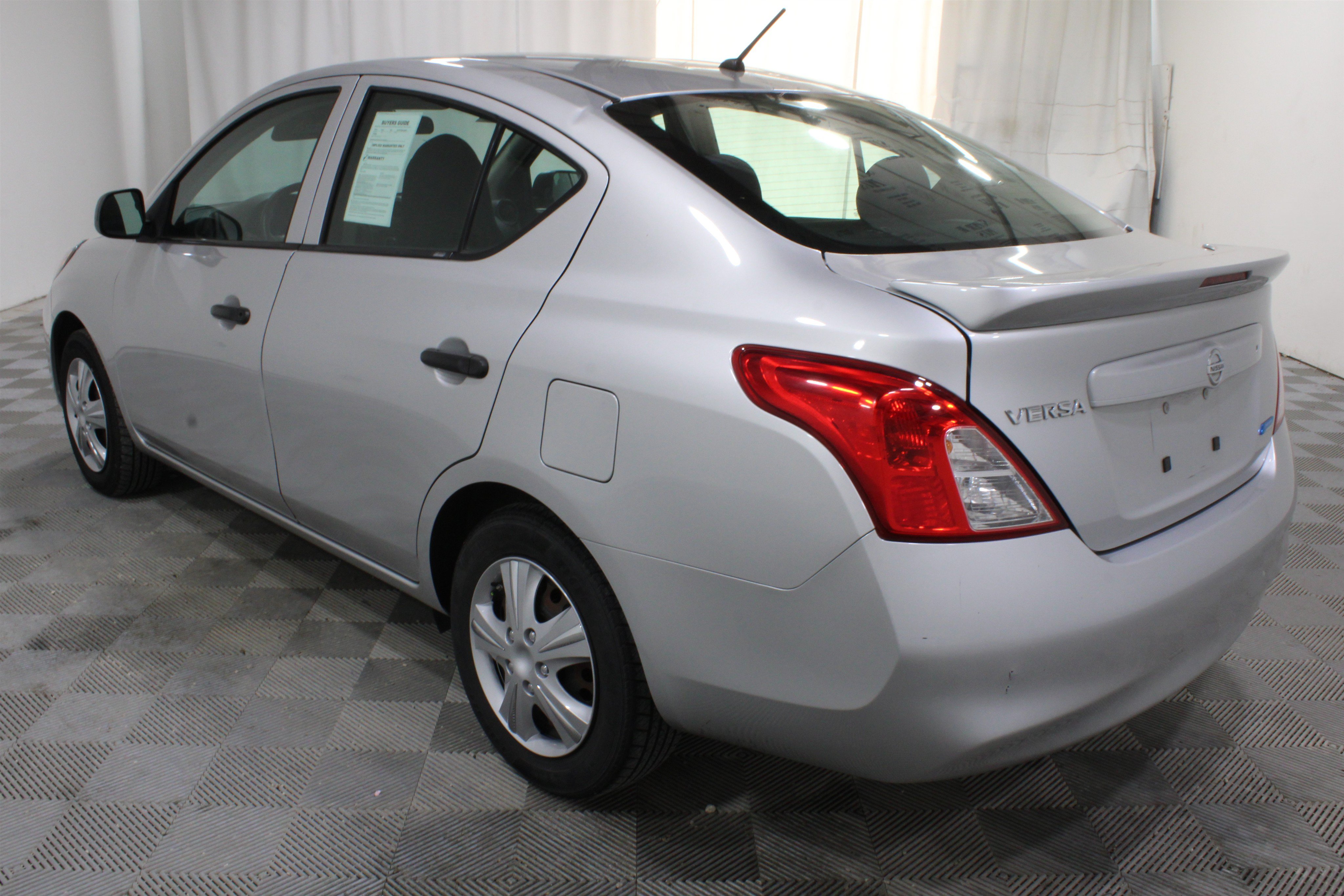 Used 2014 Nissan Versa S Plus FWD image 23