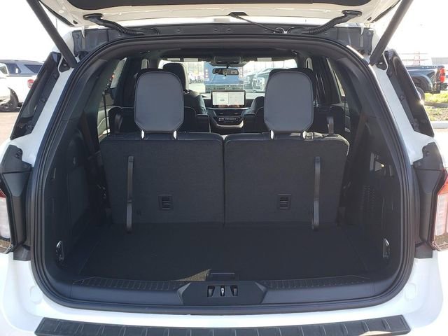 New 2026 Ford Explorer ST-Line image 8