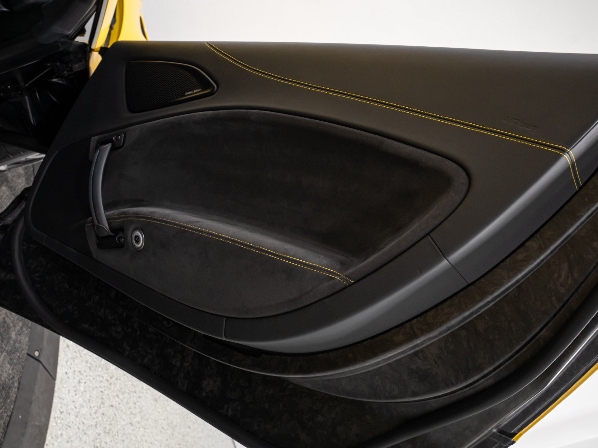 Used 2022 Maserati MC20 Coupe RWD image 65