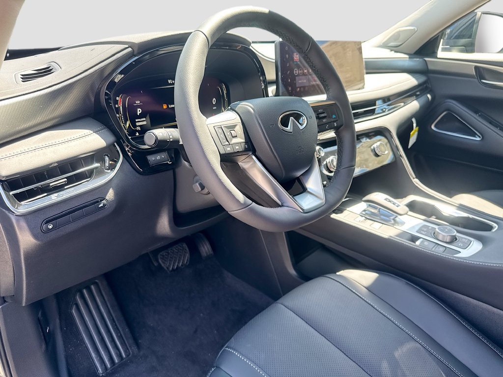 Used 2027 INFINITI QX60 Luxe w/ Cargo Package FWD image 10