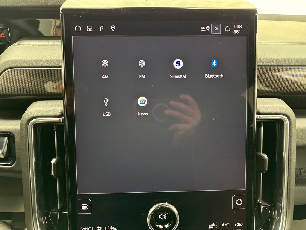 New 2026 GMC Yukon XL Elevation image 32