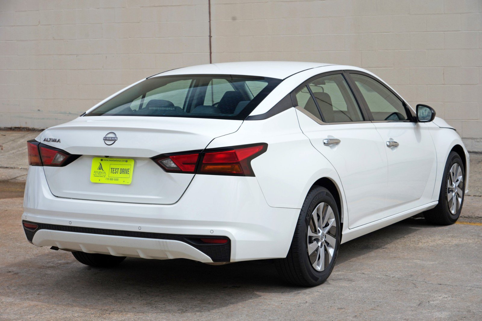 Used 2024 Nissan Altima 2.5 S FWD image 44