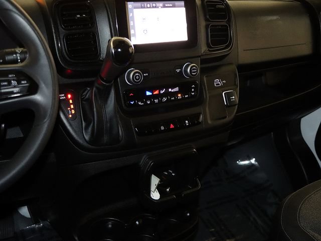 Used 2025 RAM ProMaster 2500 w/ U-Haul Equipment Group FWD image 13