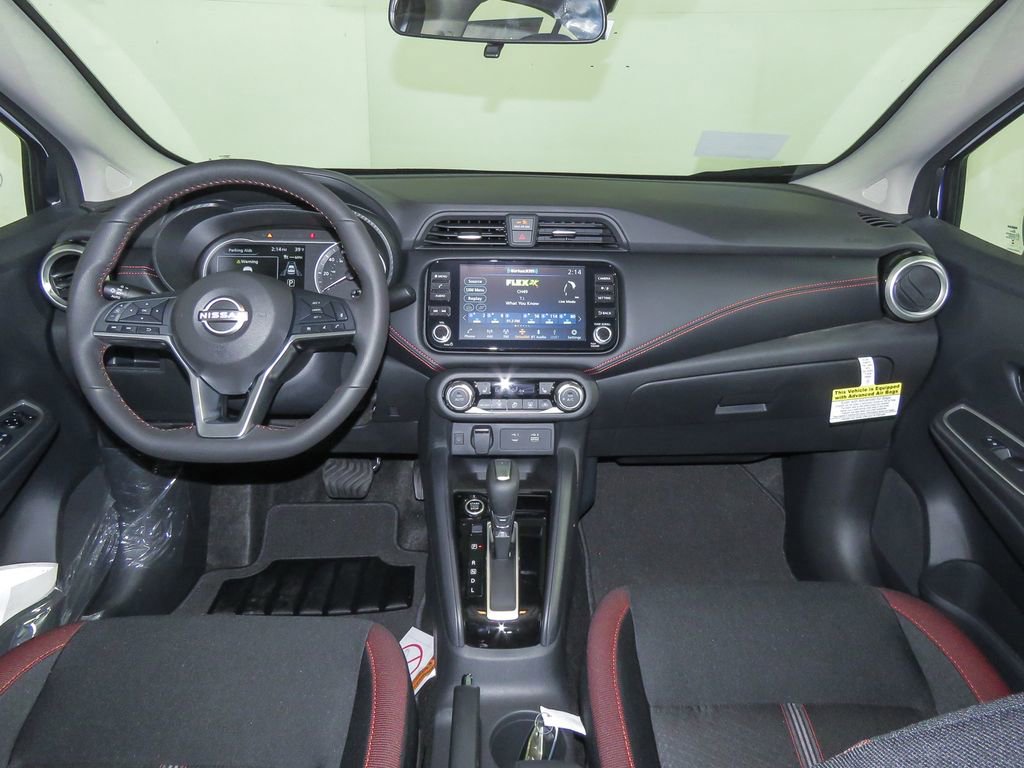 New 2025 Nissan Versa SR w/ Trunk Package image 9