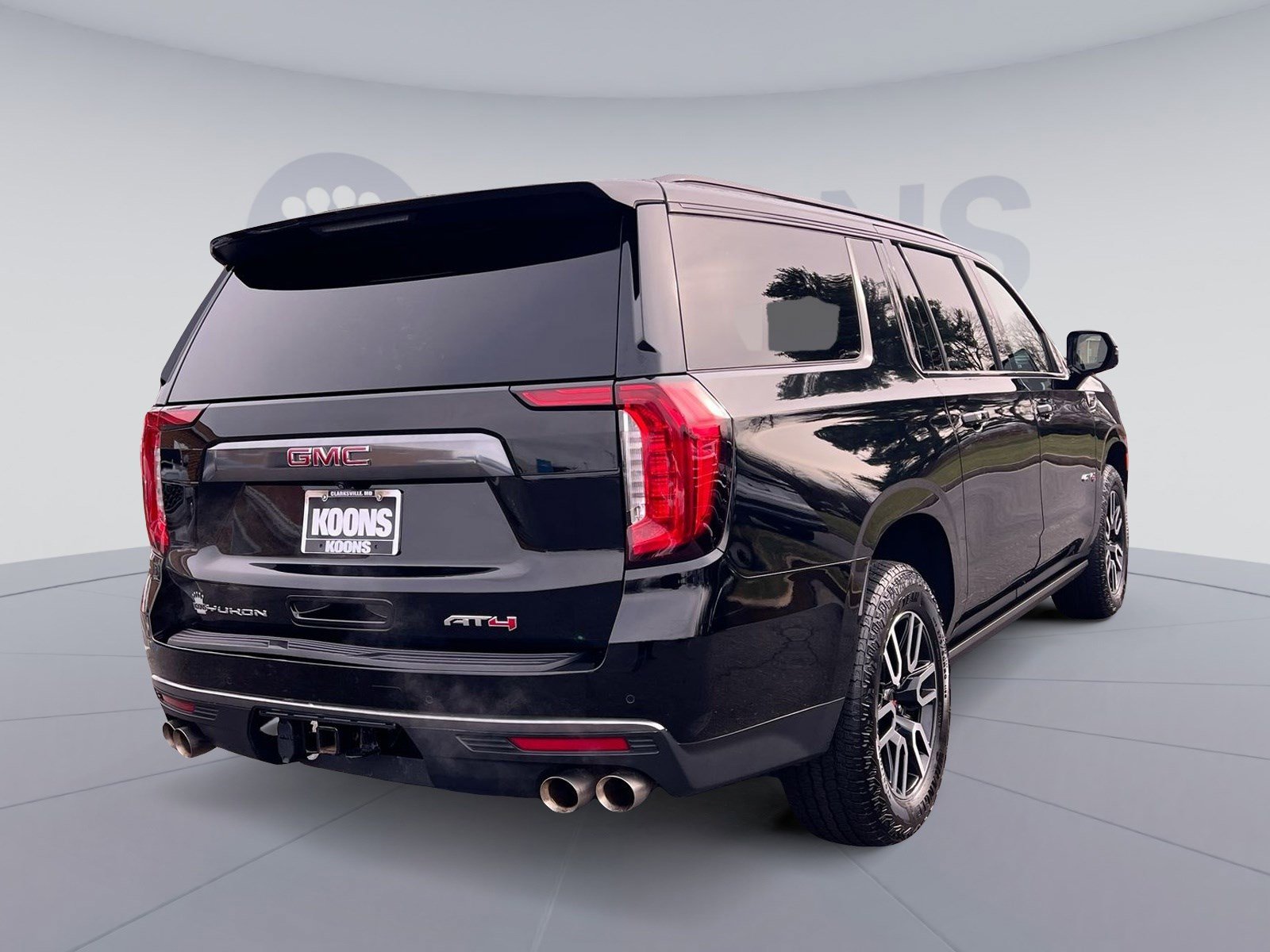 Used 2023 GMC Yukon XL AT4 w/ AT4 Premium Package image 7