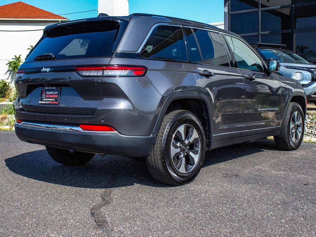 Used 2022 Jeep Grand Cherokee Limited 4xe AWD/4WD image 6