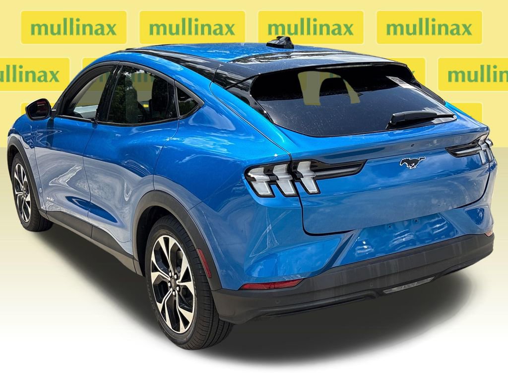 Used 2025 Ford Mustang Mach-E Select w/ Comfort Package Lite RWD image 9