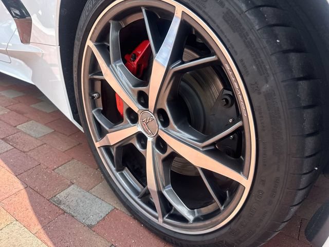 Used 2021 Chevrolet Corvette Stingray Preferred Cpe w/ Z51 Performance Package RWD image 29
