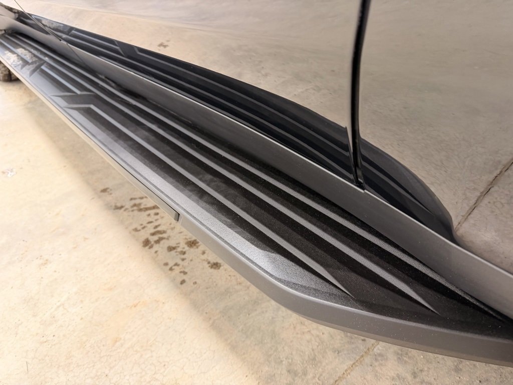 Used 2025 Chevrolet Suburban RST w/ Sun And Tow Package image 14