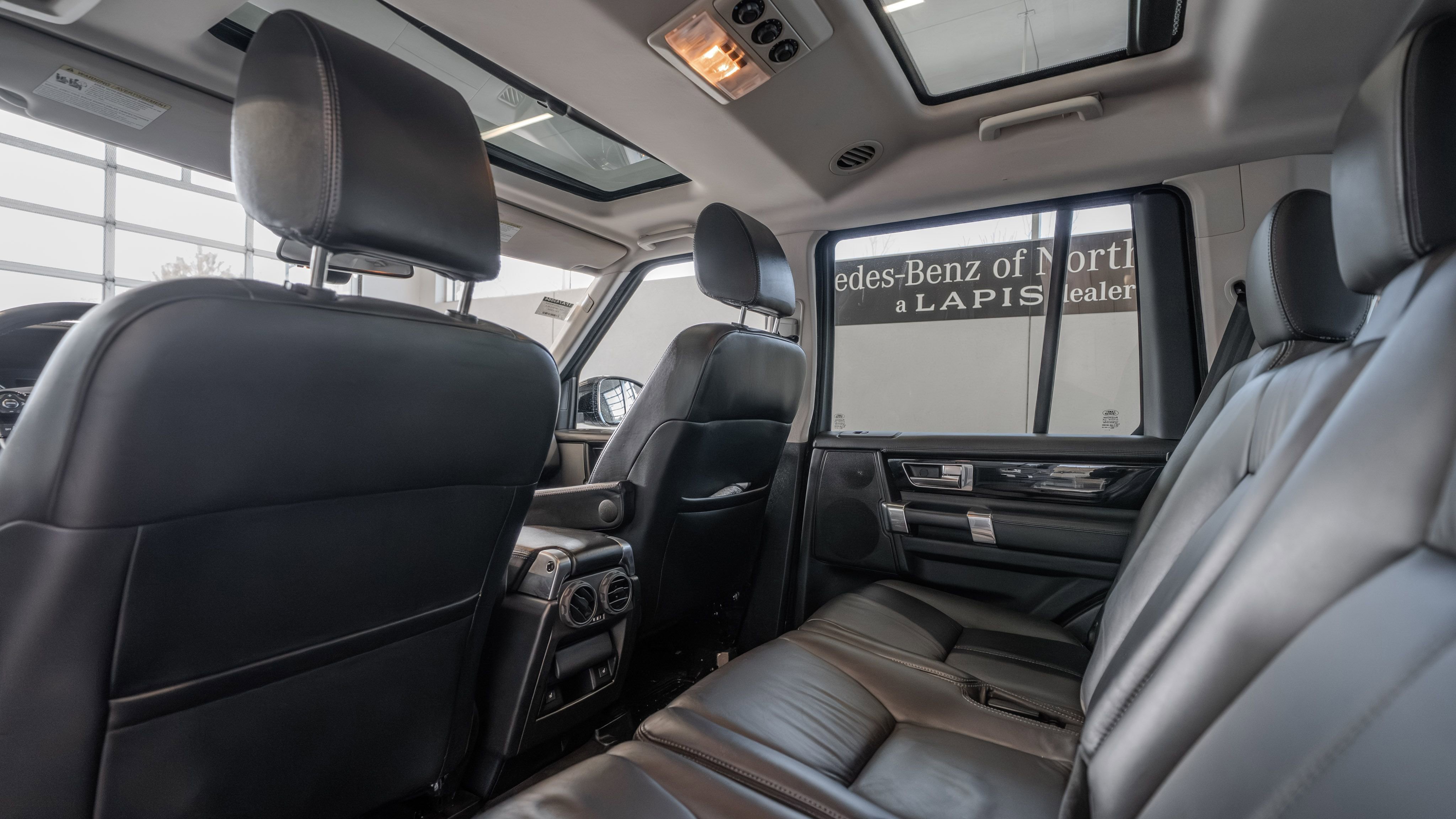 Used 2015 Land Rover LR4 HSE LUX image 26