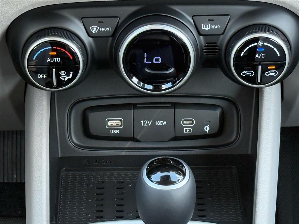 New 2026 Hyundai Venue SEL FWD image 22