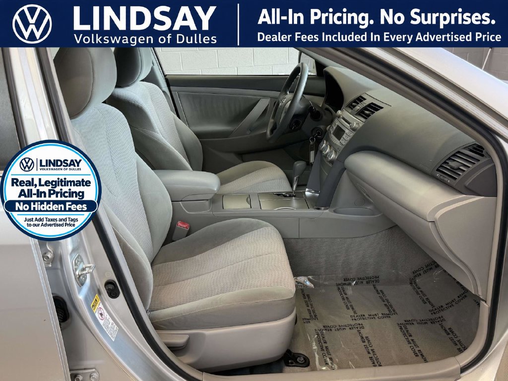 Used 2011 Toyota Camry LE w/ LE Extra-Value Pkg FWD image 11
