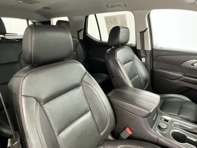 Used 2019 Chevrolet Traverse Premier w/ LPO, Cargo Package AWD/4WD image 14