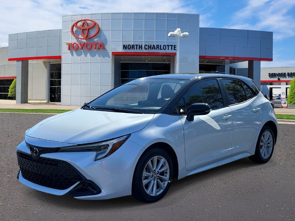 Used 2024 Toyota Corolla SE FWD image 5