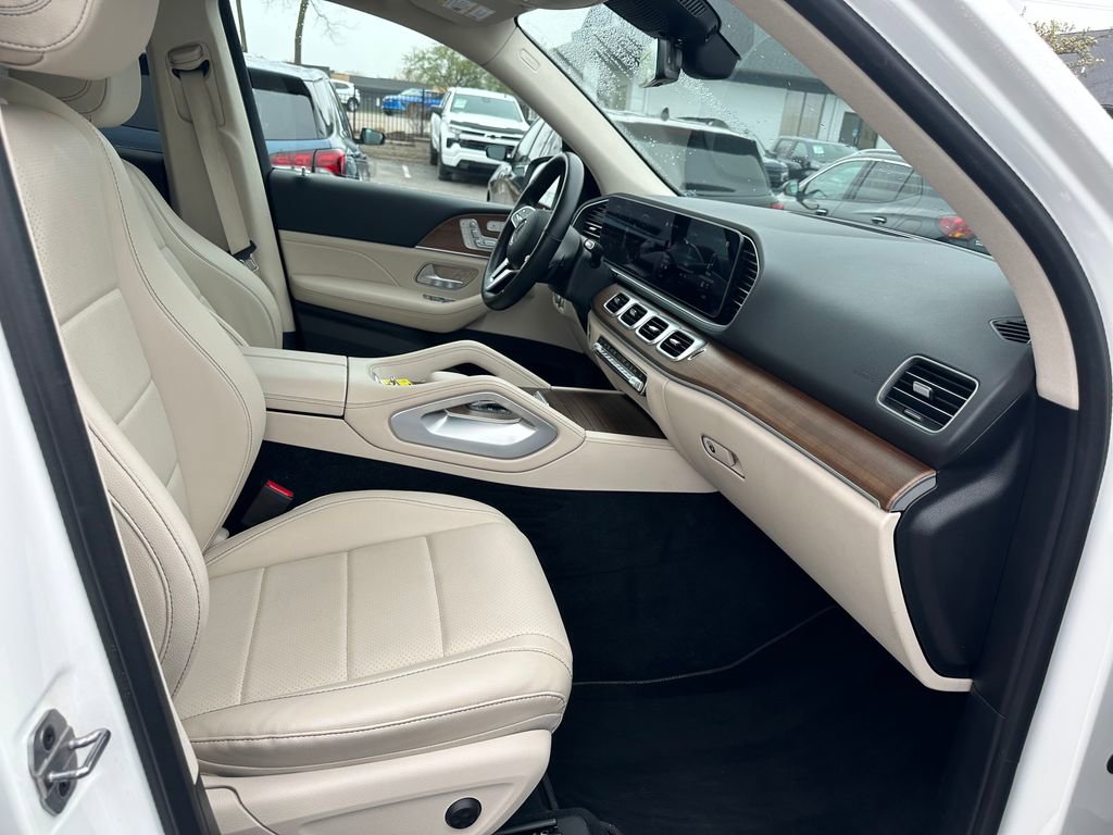 Used 2022 Mercedes-Benz GLE 350 4MATIC image 32