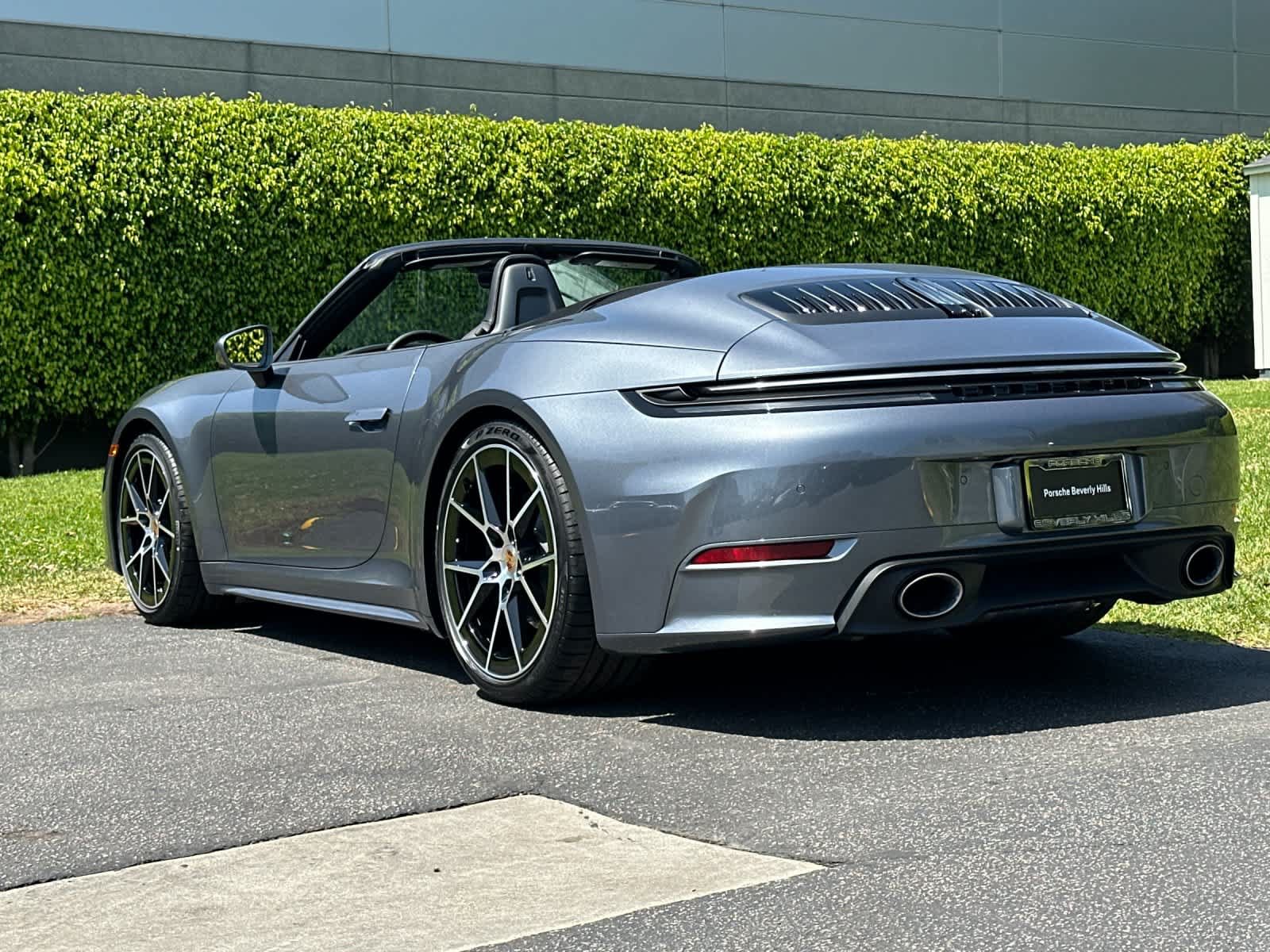 New 2026 Porsche 911 Carrera T RWD image 3
