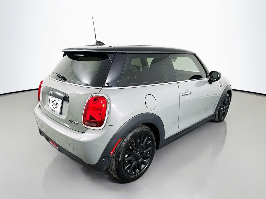 Used 2021 MINI Cooper 2-Door Hardtop w/ Storage Package image 5