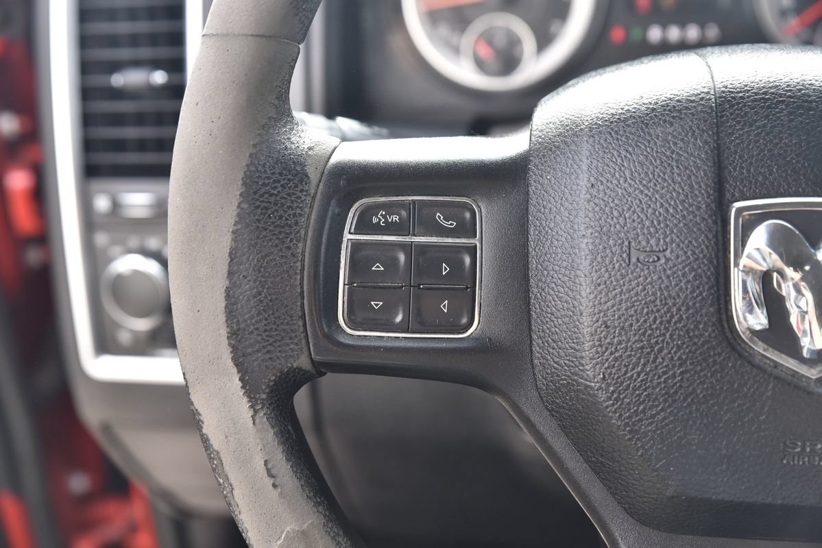 Used 2017 RAM 1500 Classic SLT AWD/4WD image 18