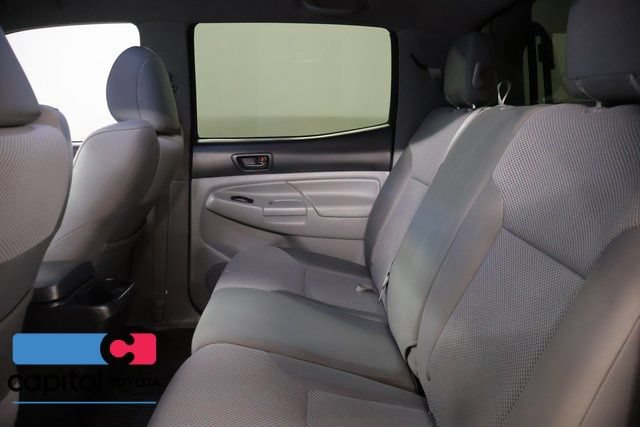 Used 2014 Toyota Tacoma PreRunner w/ TRD Off-Road Package RWD image 30